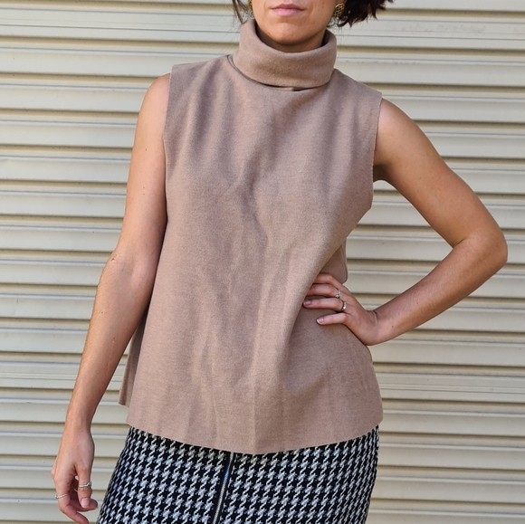 Zara camel roll neck vest. Sleeveless poloneck. - Picture 5 of 8